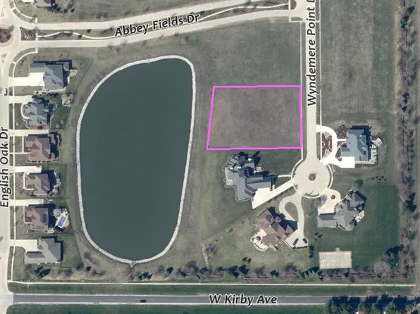 1503 Wyndemere Point Dr, Champaign, IL 61822