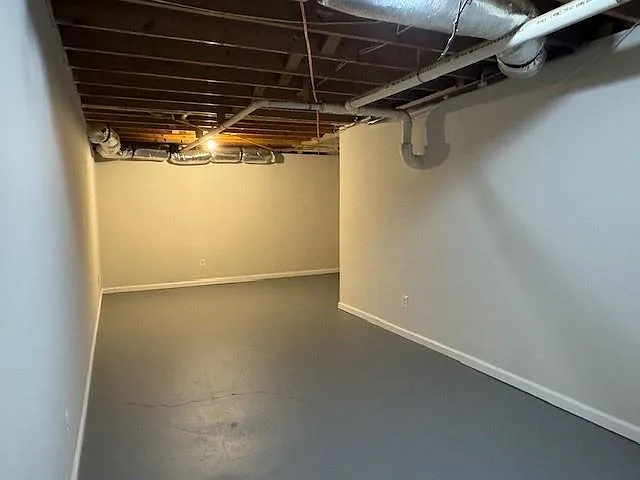 130 Lori Ln — Photo 17