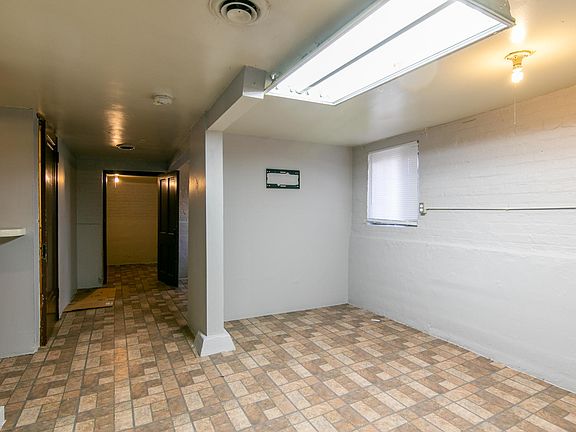 2nd image of 3853 W Palmer St