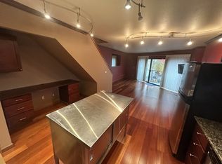 920 NW Naito Pkwy APT J3, Portland, OR