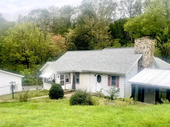 752 Eckard Rd, Cogan Station, PA 17728