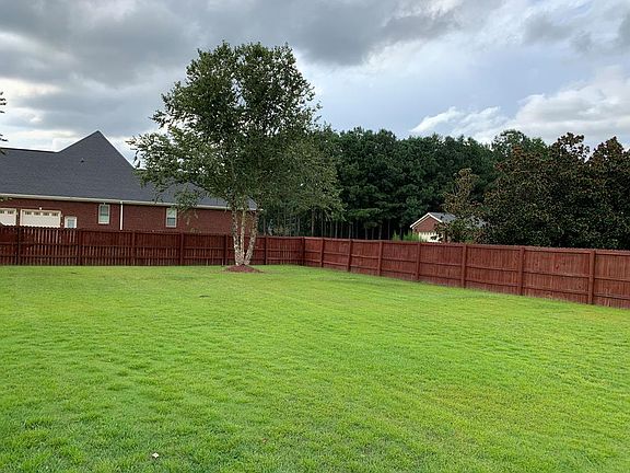 5th image of 203 Chancery Dr
