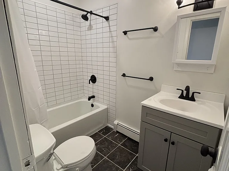 283 Water St #3C — Photo 8