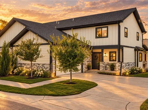 8808 Cortez St, Overland Park, KS 66212