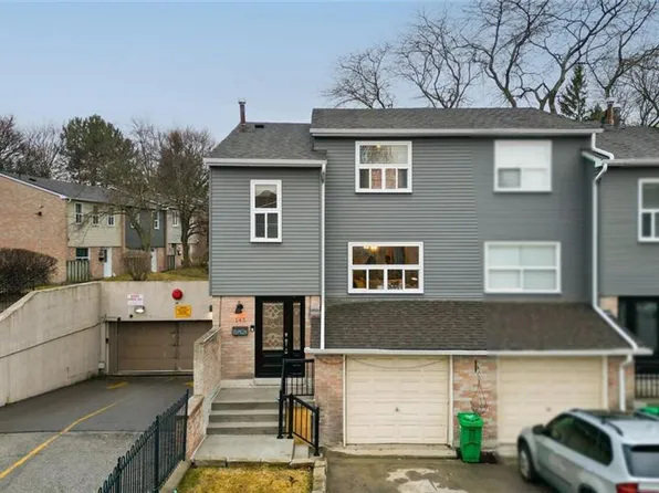 1050 Shawnmarr Rd #145, Mississauga, ON L5H 3V1