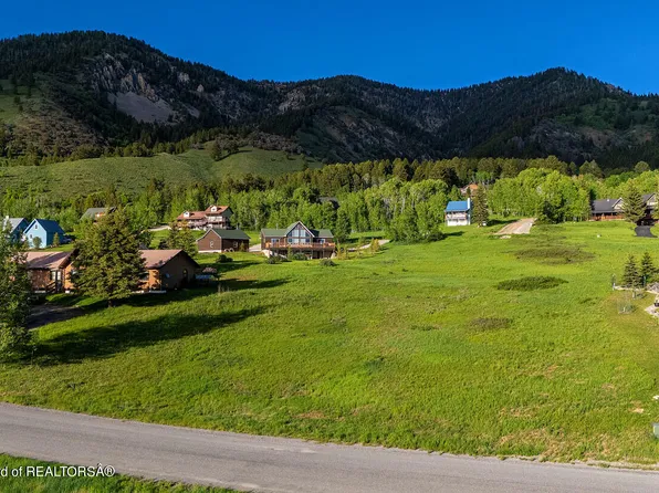 32 Dogwood Dr, Star Valley Ranch, WY 83127
