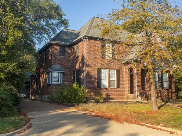 9308 Amberwood Ct, College Station, TX 77845