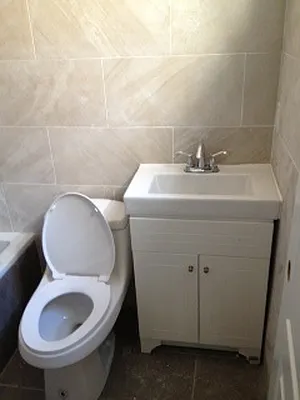 Rented by Makover Group Inc | media 29