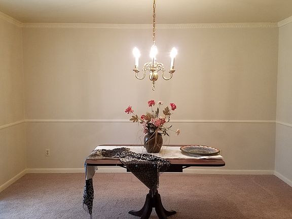 Formal dining room