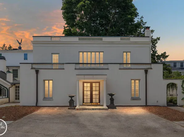 277 Lincoln Rd, Grosse Pointe, MI 48230