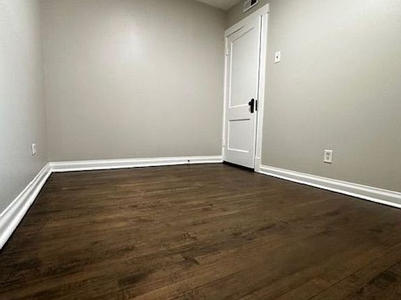 4th image of 2650 N Springfield Ave