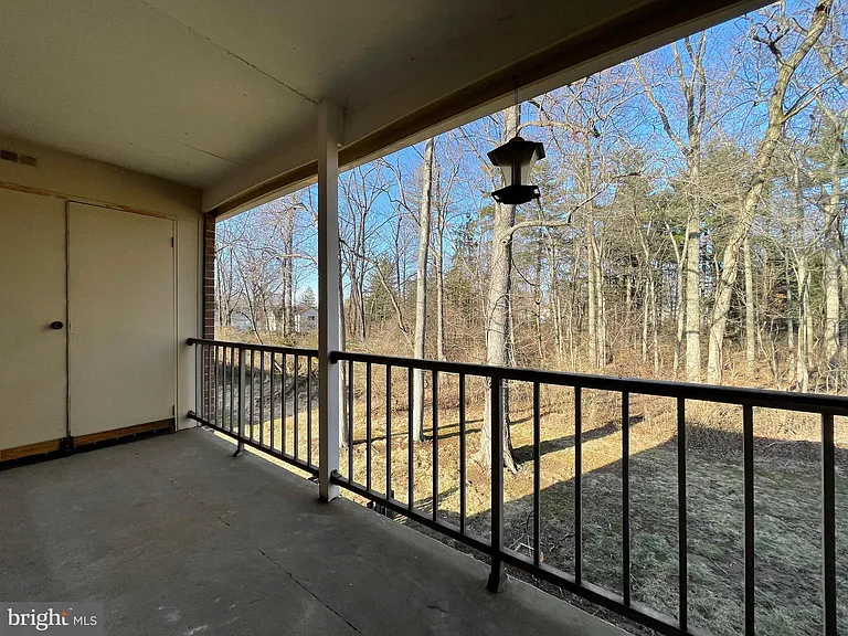 21 Shannon Dr — Photo 10
