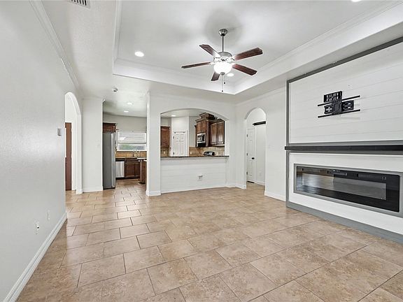 3rd image of 2622 Date Palm Dr