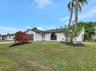 654 SW Pueblo Ter, Port Saint Lucie, FL 34953