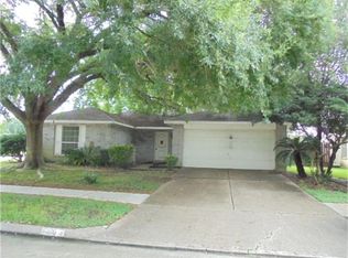 1103 E Belgravia Dr, Pearland, TX 77584