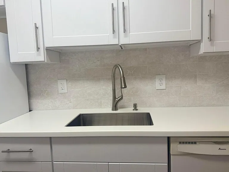 1139 Town Center Dr #11 — Photo 5