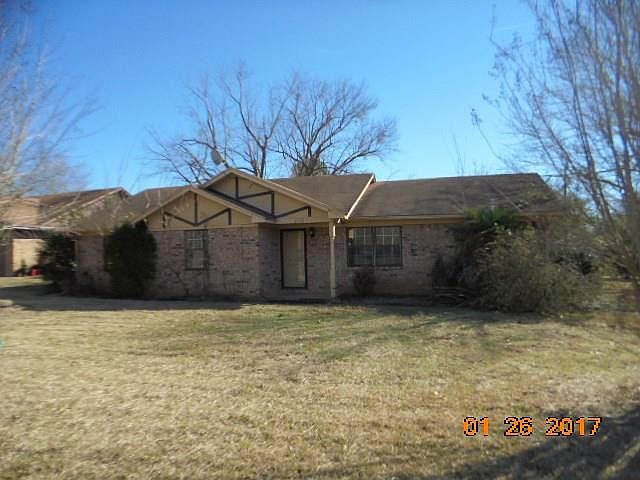 1st image of 2118 Court Dr