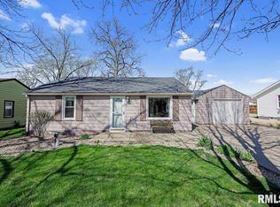 105 Bess St, Washington, IL 61571