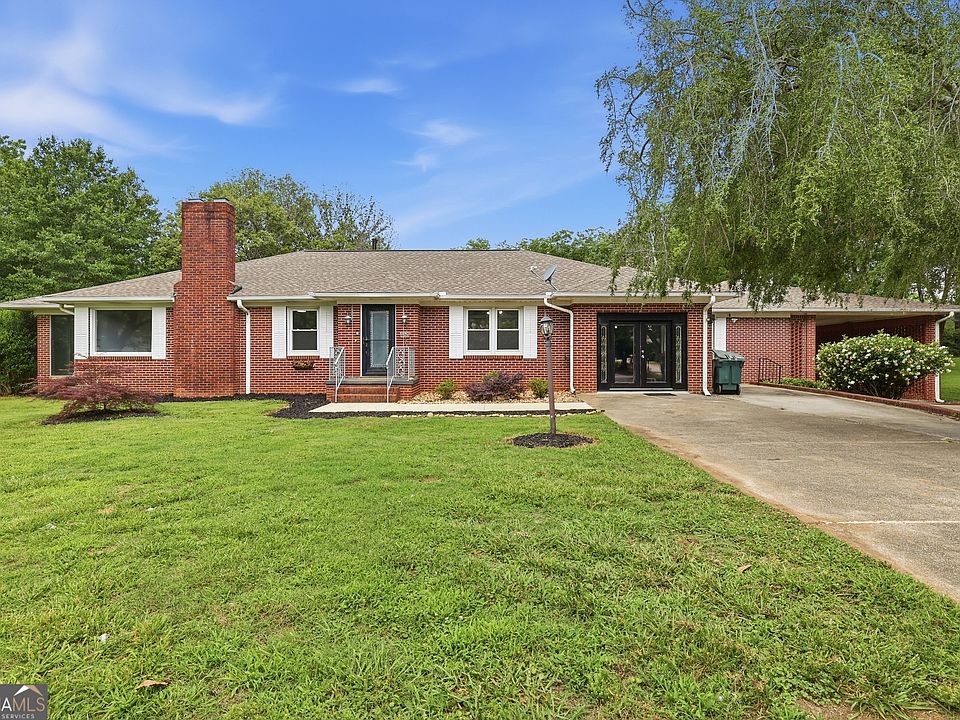 1st image of 466 Rose Ln