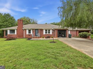 466 Rose Ln, Toccoa, GA 30577