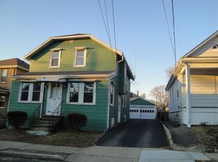 40 Hedge St, Fairhaven, MA 02719