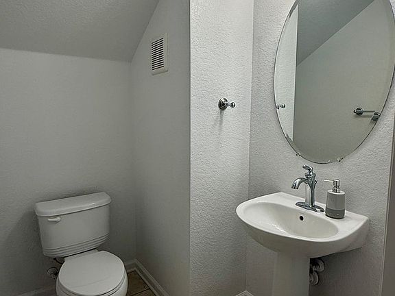 5th image of 12722 Salomon Cove Dr