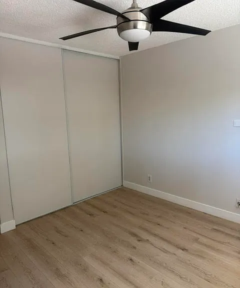 24036 Kittridge St — Photo 13