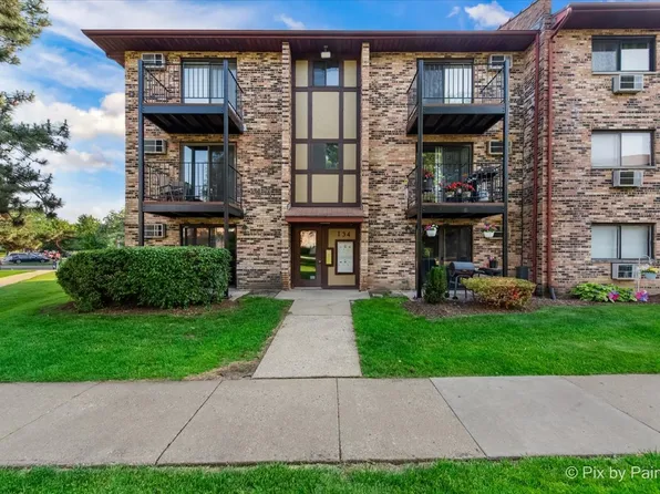 134 Klein Creek Ct APT 4D, Carol Stream, IL 60188