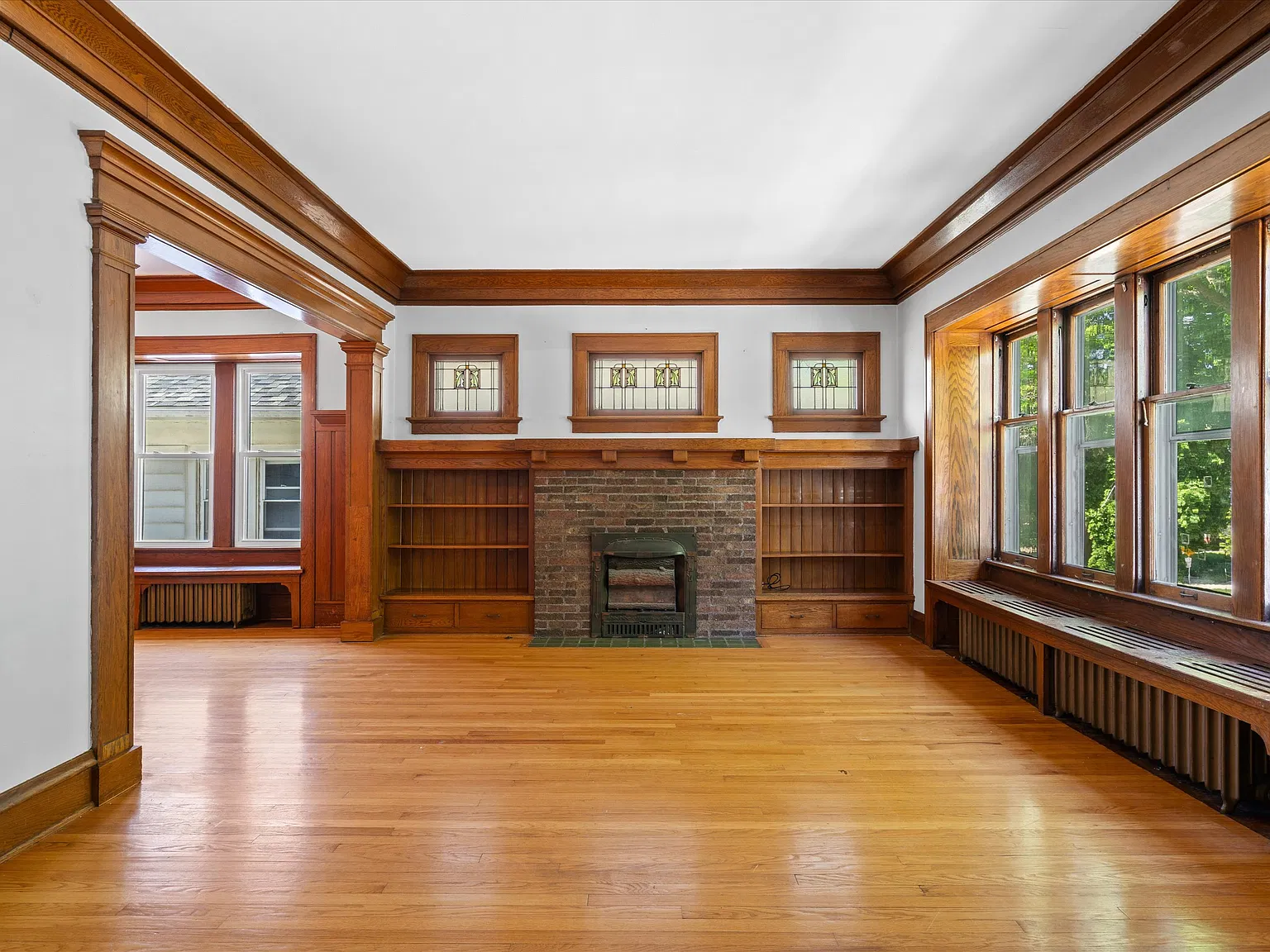 2 bed, $1,800 — Photo 3
