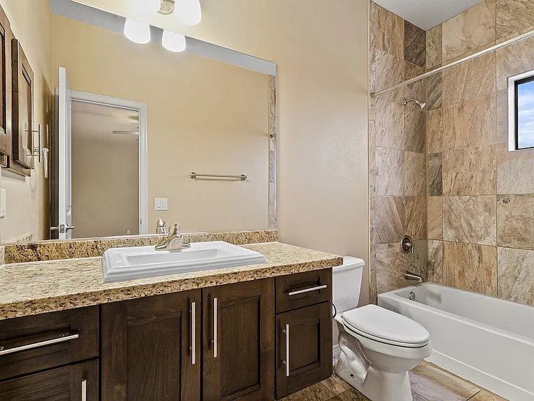 5501 N Stanton St #18 — Photo 25