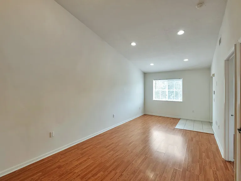 3504 Briar Bay Blvd #205 — Photo 6