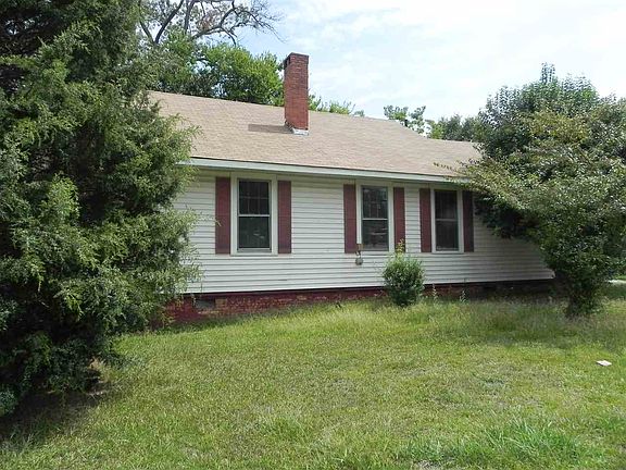 2nd image of 307 College St