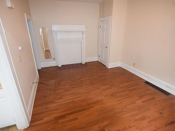 2nd image of 236 Buttles Ave #8