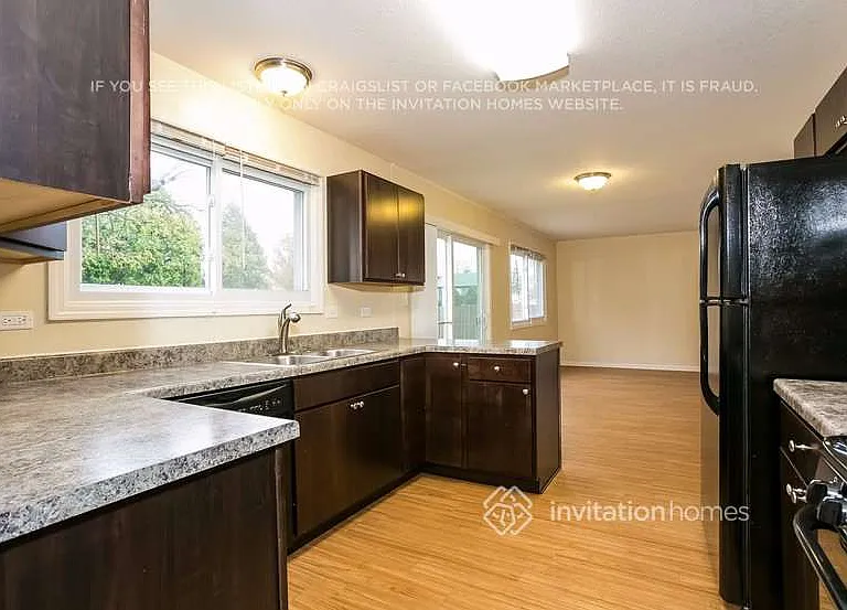 5924 Allemong Dr — Photo 3