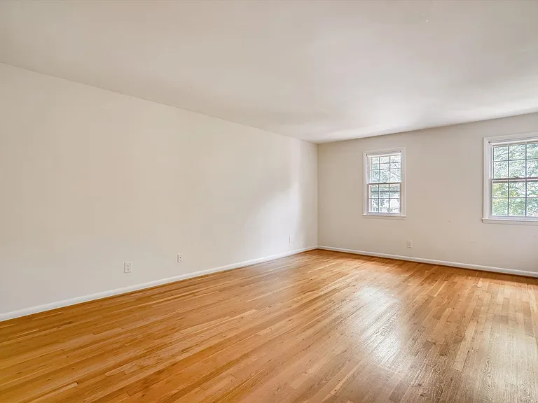 11200 Powder Horn Dr — Photo 38