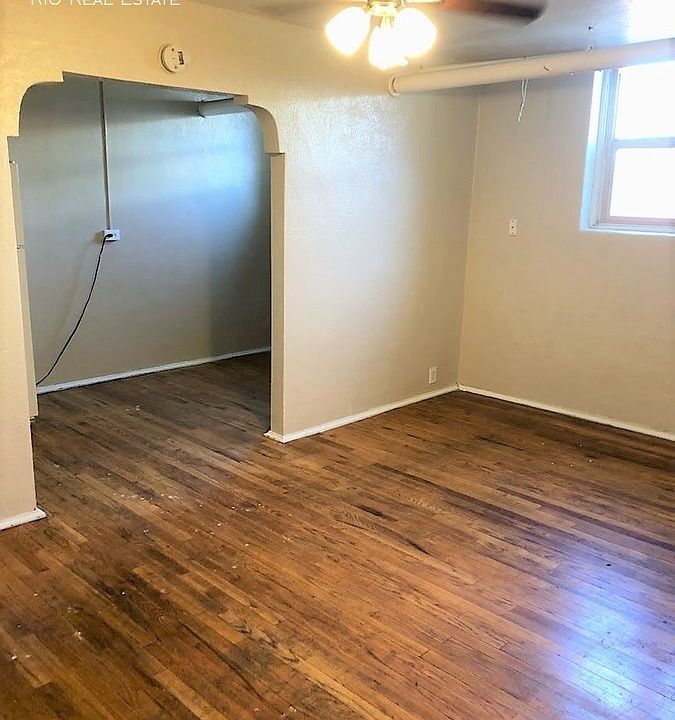 1st image of 1760 N Pearl St APT 21