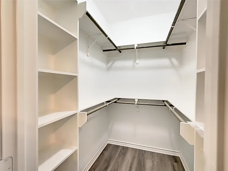 8695 Sassafras St — Photo 29