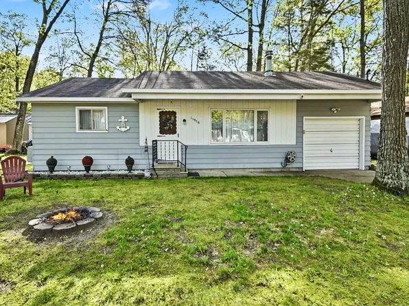 11976 Military Rd, Roscommon, MI 48653