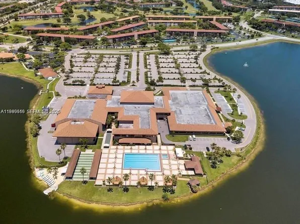 301 SW 135th Ave #209-C, Pembroke Pines, FL 33027