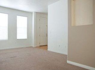11576 S Roselawn Way, South Jordan, UT 84009