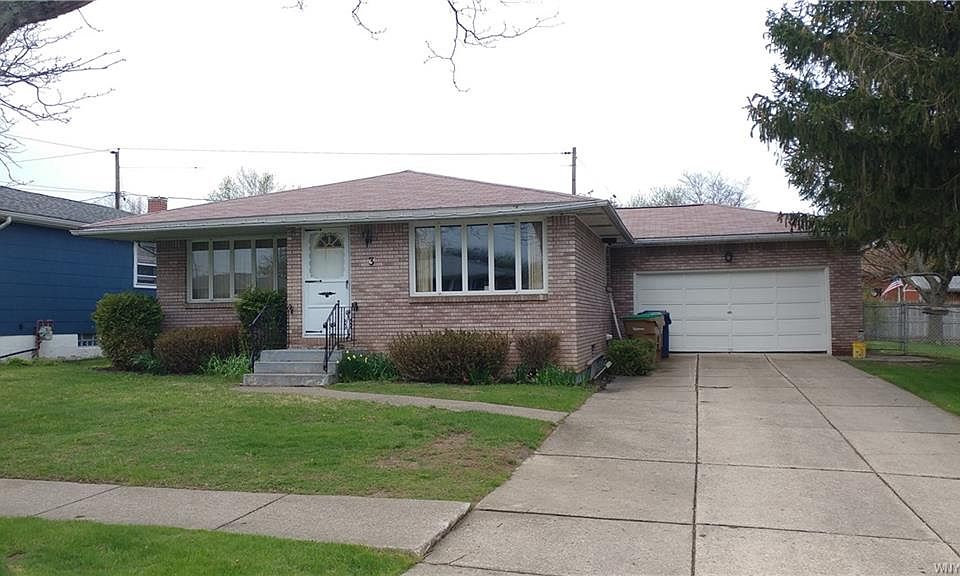 1st image of 3 Lucerne Ct
