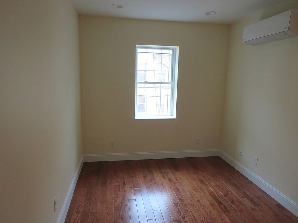 2nd image of 251 W 139th St APT 3