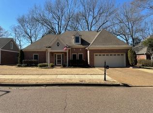 965 Tara Woods Dr, Collierville, TN 38017
