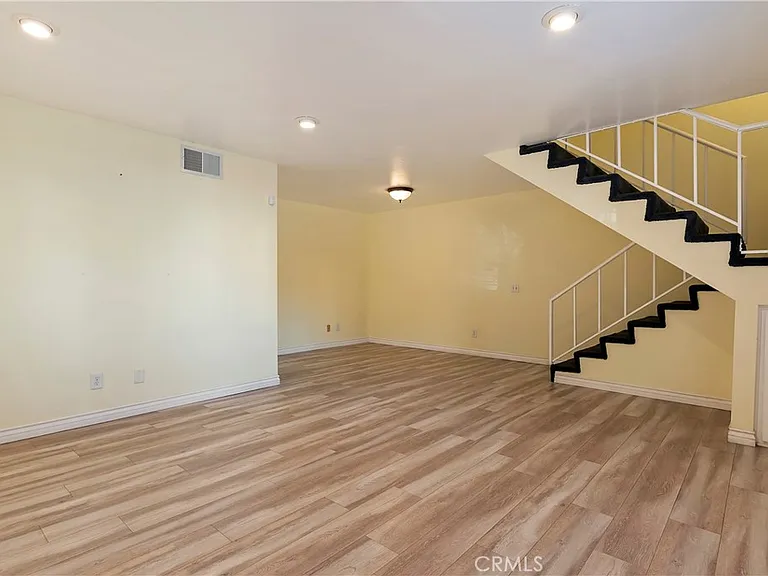 8707 Cedros Ave #7 — Photo 5