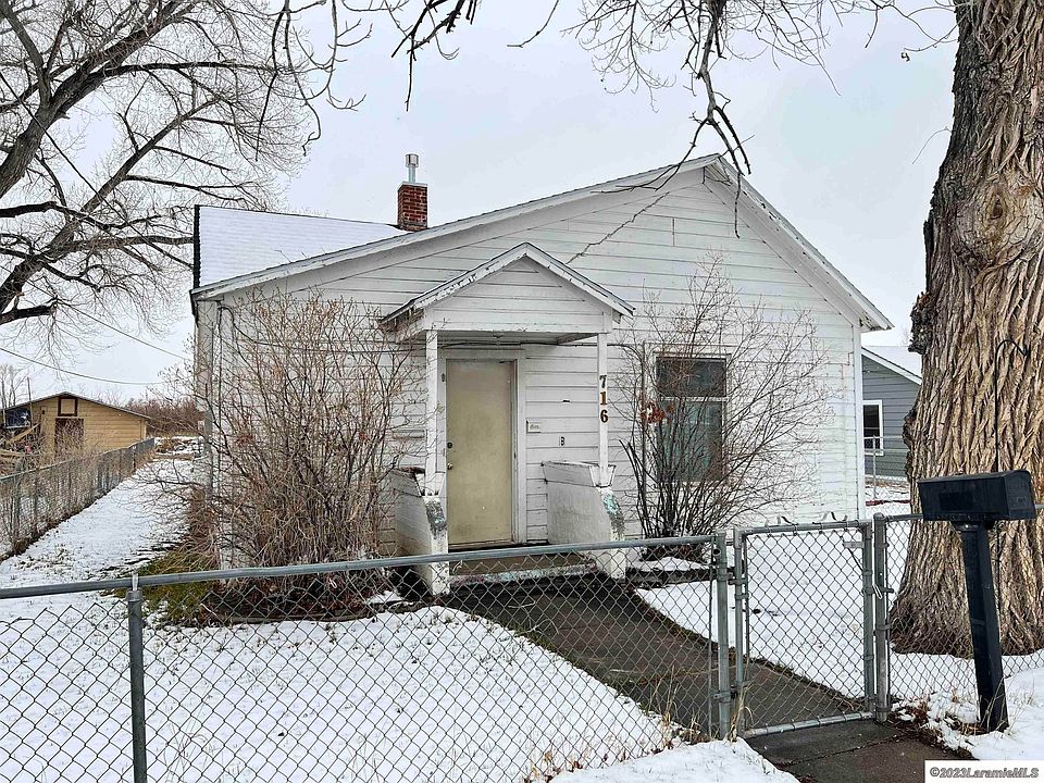 1st image of 716 Spruce St