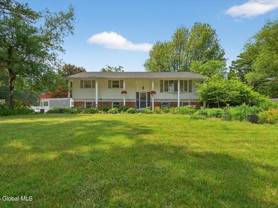 6 Southcrest Drive, Clifton Park, NY, 12065