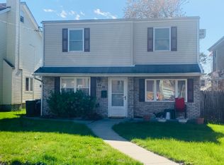 64-18 230th St, Oakland Gardens, NY 11364