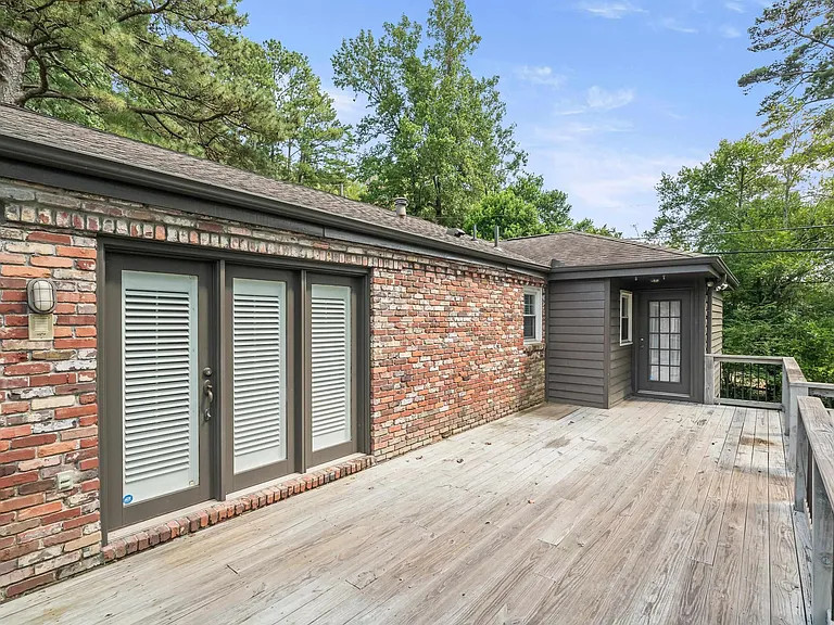 3708 Northcote Dr — Photo 34