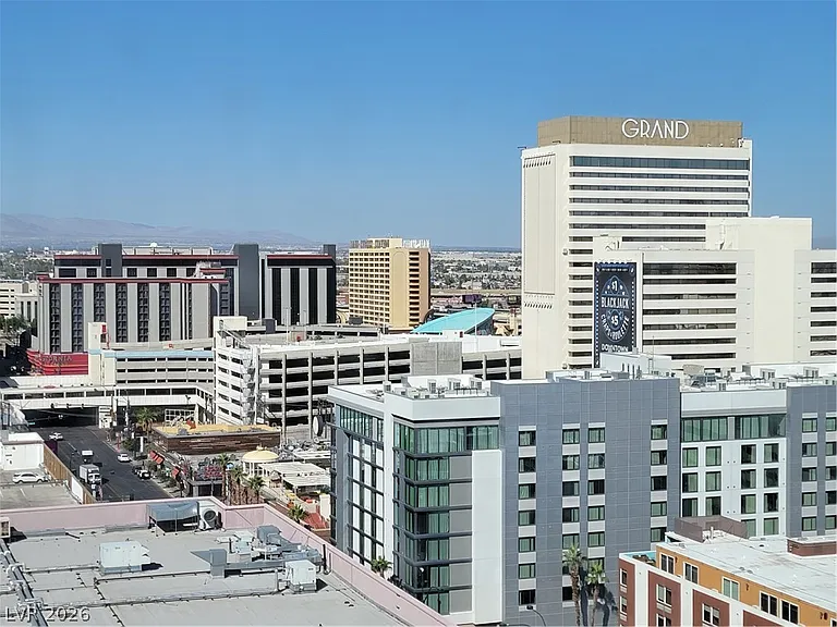 150 Las Vegas Blvd #2202 — Photo 31