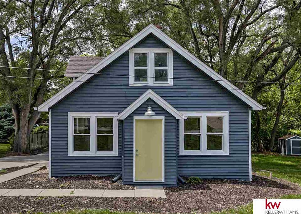 1st image of 7508 S 42nd St